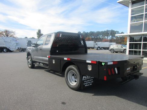 New 2026 Ford F350 XL w/ XL Chrome Package image 7