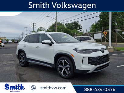 New 2026 Volkswagen Tiguan SE
