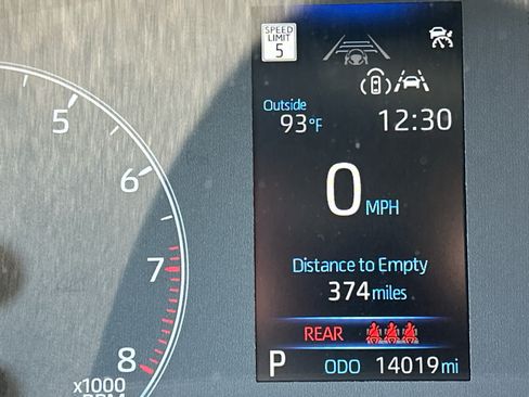 Used 2025 Toyota Corolla LE FWD image 12