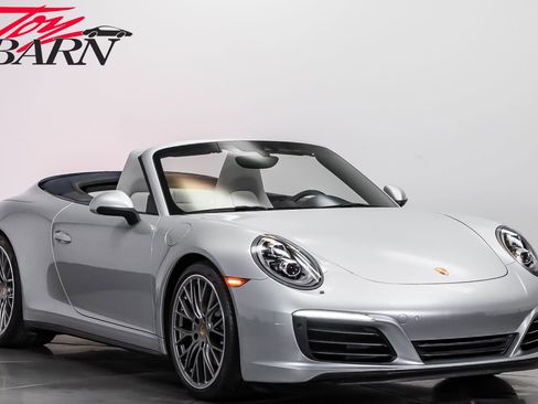 Used 2017 Porsche 911 Carrera 4 AWD/4WD image 7
