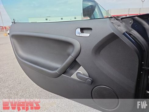Used 2007 Pontiac Solstice Convertible w/ Premium Package RWD image 15