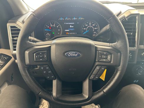 Used 2016 Ford F150 XLT w/ Equipment Group 302A Luxury AWD/4WD image 20