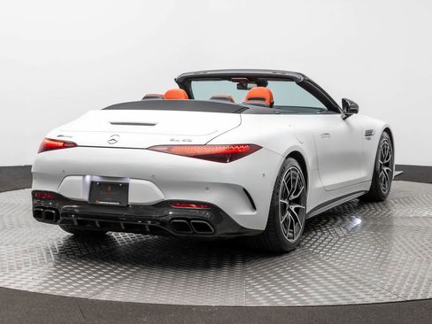Used 2022 Mercedes-Benz SL 63 AMG 4MATIC image 23