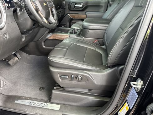 Used 2023 Chevrolet Silverado 2500 High Country AWD/4WD image 9