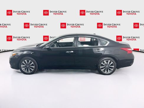 Used 2016 Nissan Altima 2.5 SL w/ 2.5 Technology w/LED Package FWD image 7