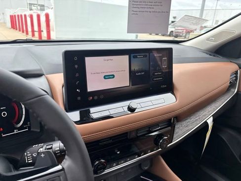New 2026 Nissan Rogue Platinum AWD/4WD image 8