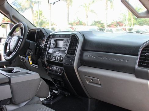Used 2019 Ford F350 XLT AWD/4WD image 36
