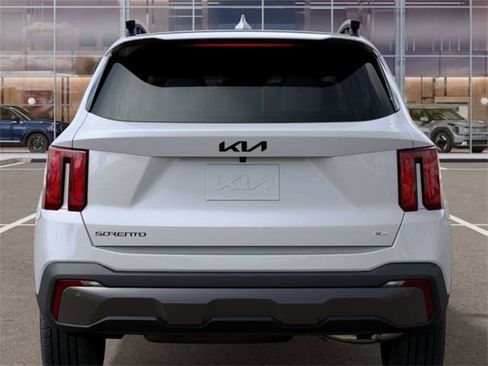 Certified 2025 Kia Sorento X-Line EX image 13