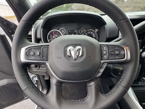 New 2026 RAM 2500 Big Horn AWD/4WD image 16
