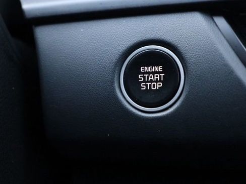 Used 2025 Kia Seltos SX w/ SX Sunroof Package image 9