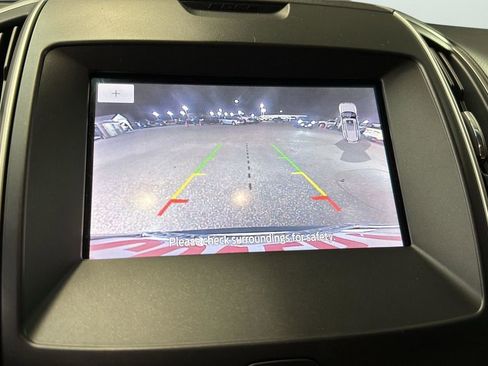 Used 2020 Ford Edge SEL w/ Convenience Package image 19