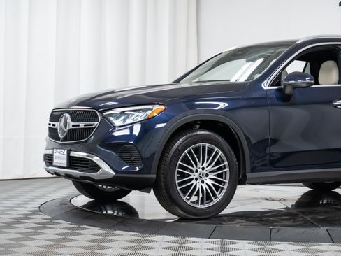 Certified 2024 Mercedes-Benz GLC 300 4MATIC image 25