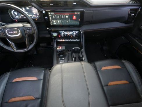 Used 2023 GMC Sierra 1500 AT4 image 17