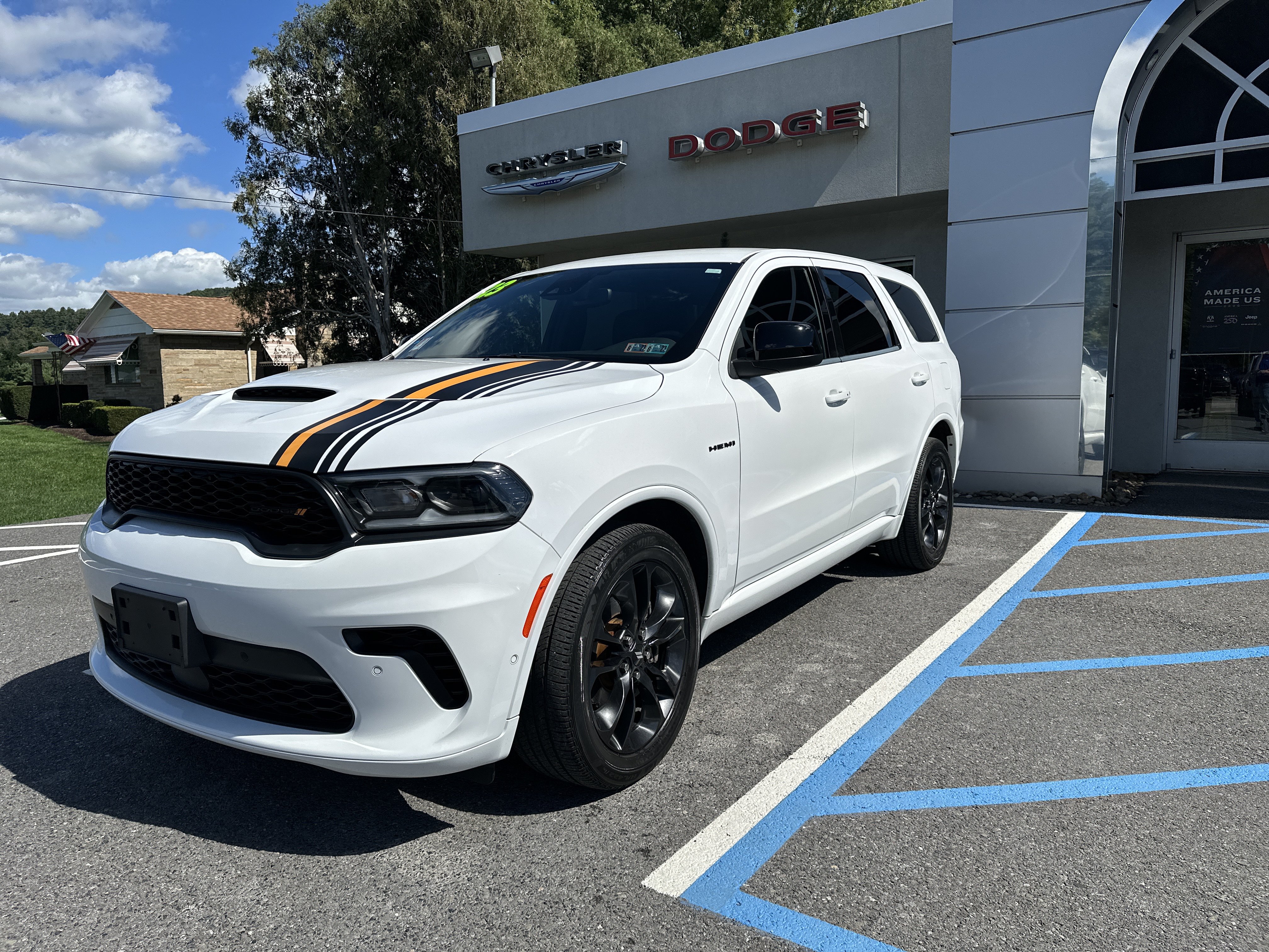 Used 2023 Dodge Durango R/T AWD/4WD image 8