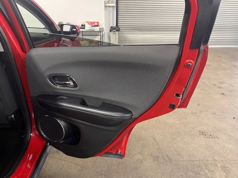 Used 2019 Honda HR-V EX image 15