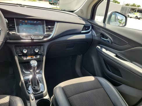 Used 2018 Buick Encore Preferred FWD image 16
