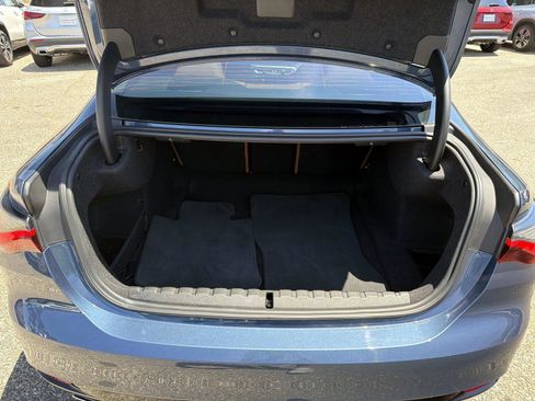 Used 2024 BMW 430i Coupe w/ Convenience Package image 11