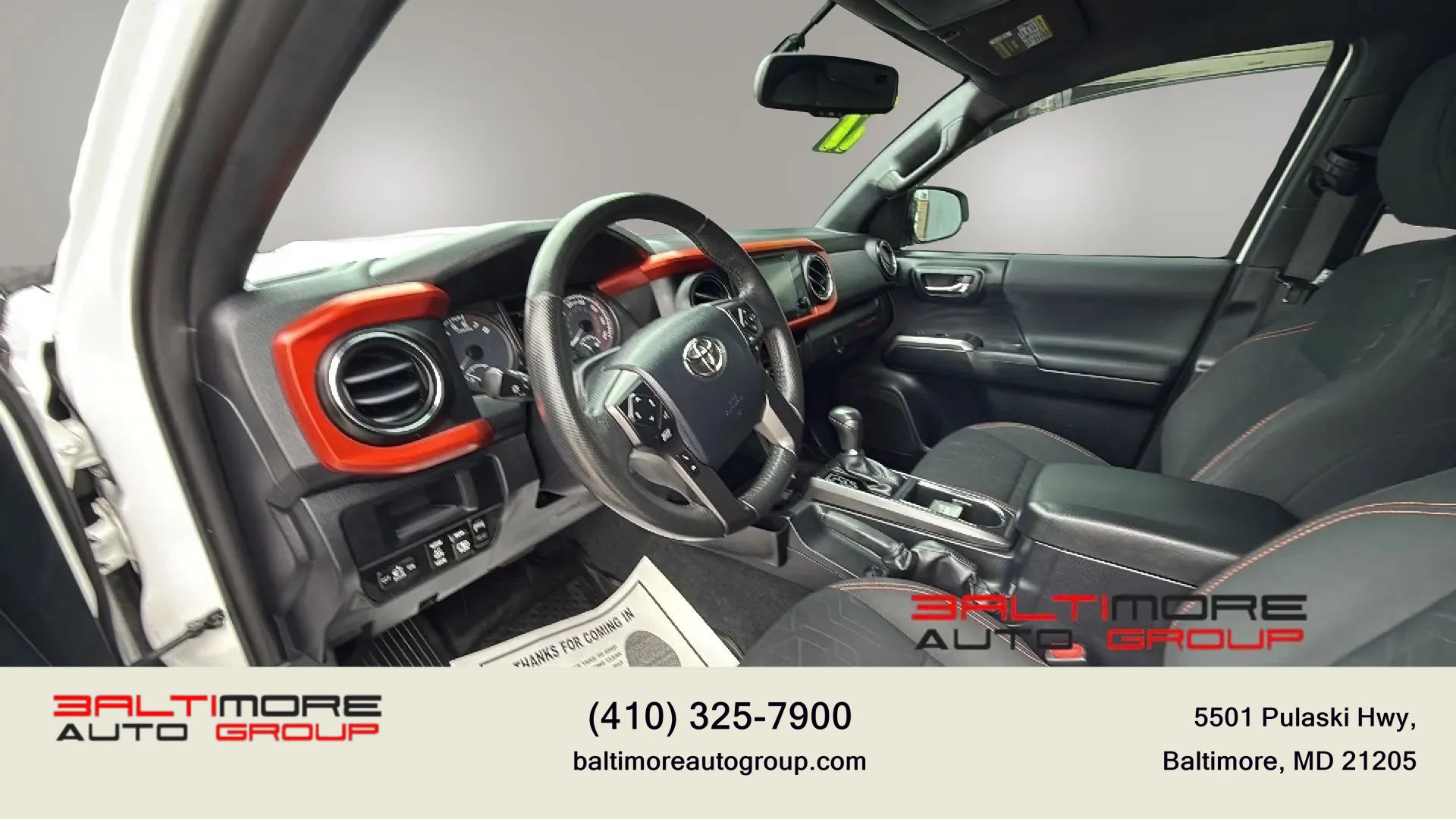 Used 2017 Toyota Tacoma TRD Sport w/ Tow Package (A/T) AWD/4WD image 10