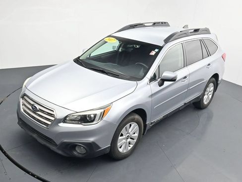 Used 2017 Subaru Outback 2.5i Premium AWD/4WD image 26