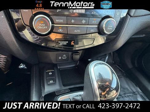 Used 2019 Nissan Rogue SL w/ Premium Package AWD/4WD image 22