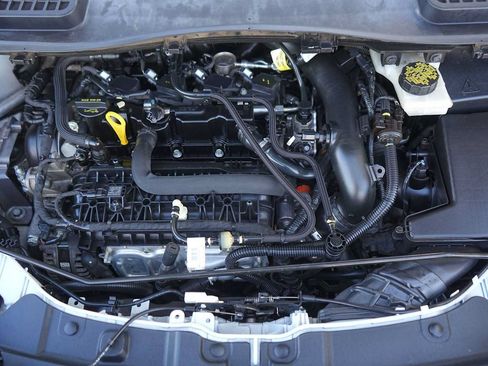 Used 2017 Ford Escape SE FWD image 9