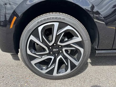 New 2026 Lincoln Navigator L Reserve AWD/4WD image 7