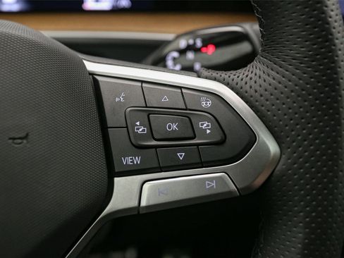 New 2026 Volkswagen Tiguan SEL R-Line image 26