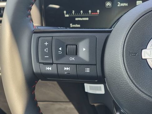 New 2025 Nissan Kicks SR w/ SR Premium Package AWD/4WD image 28