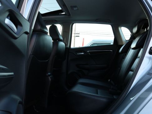 Used 2019 Honda Fit EX-L image 30