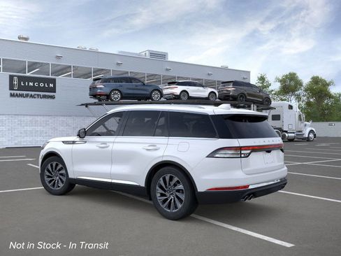 New 2026 Lincoln Aviator AWD image 4