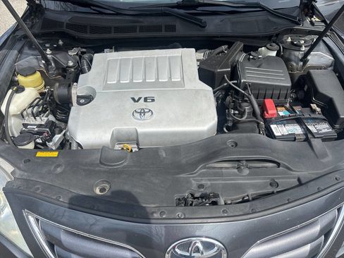 Used 2010 Toyota Camry XLE FWD image 36