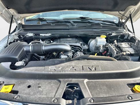 Used 2020 RAM 1500 Laramie AWD/4WD image 14