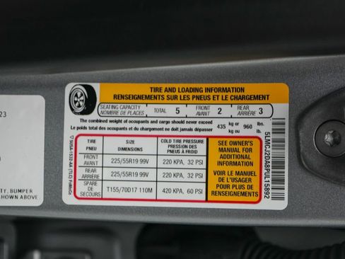 Used 2023 Lincoln Corsair Reserve w/ Equipment Group 201A image 28