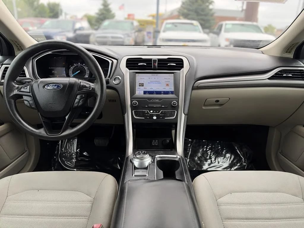Used 2020 Ford Fusion SE AWD/4WD image 11