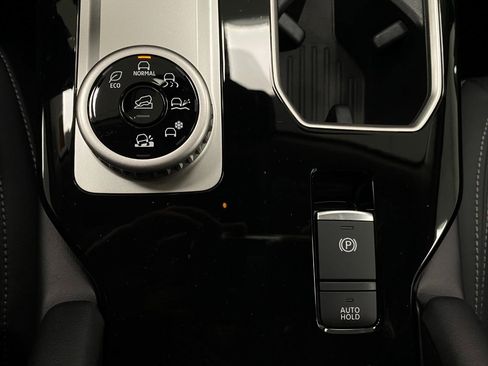 New 2025 Mitsubishi Outlander SEL image 27