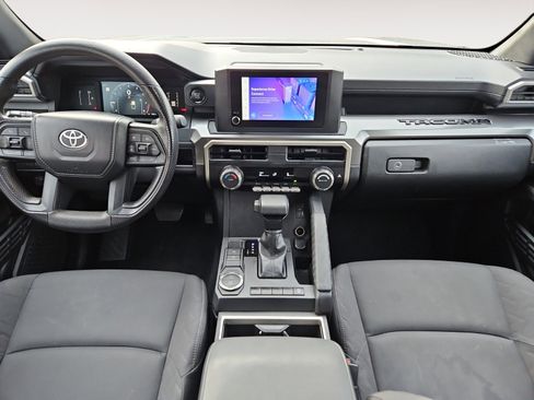 Used 2024 Toyota Tacoma TRD Sport image 10