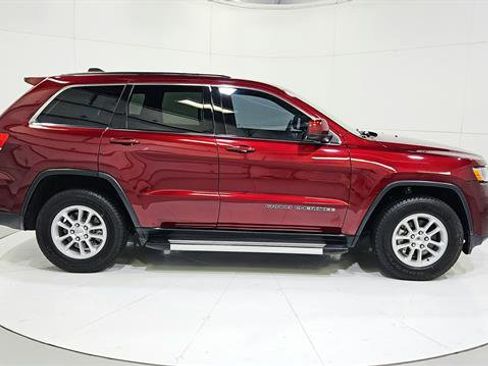 Used 2018 Jeep Grand Cherokee Laredo RWD image 9