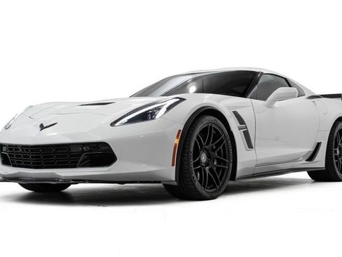 Used 2017 Chevrolet Corvette Grand Sport image 10