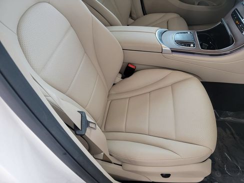 Used 2022 Mercedes-Benz GLC 300 4MATIC image 14