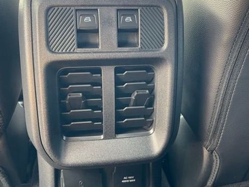 New 2025 Ford Bronco Outer Banks w/ Sasquatch Package image 37