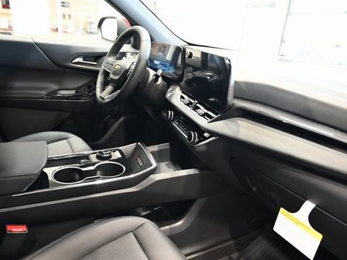 New 2026 Chevrolet Equinox LT image 13