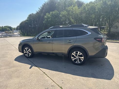 Used 2020 Subaru Outback Touring XT image 4