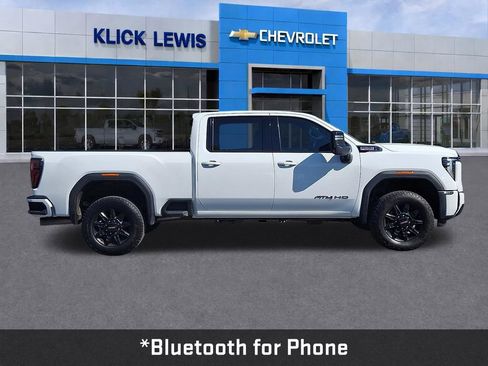 Used 2025 GMC Sierra 2500 AT4 AWD/4WD image 9