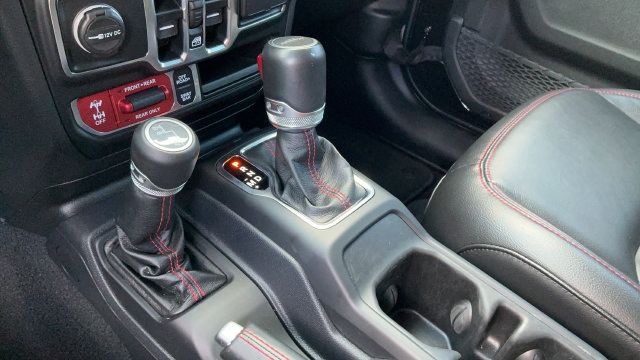 Used 2021 Jeep Gladiator Rubicon AWD/4WD image 18
