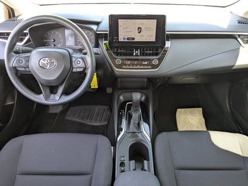 Used 2023 Toyota Corolla LE FWD image 13