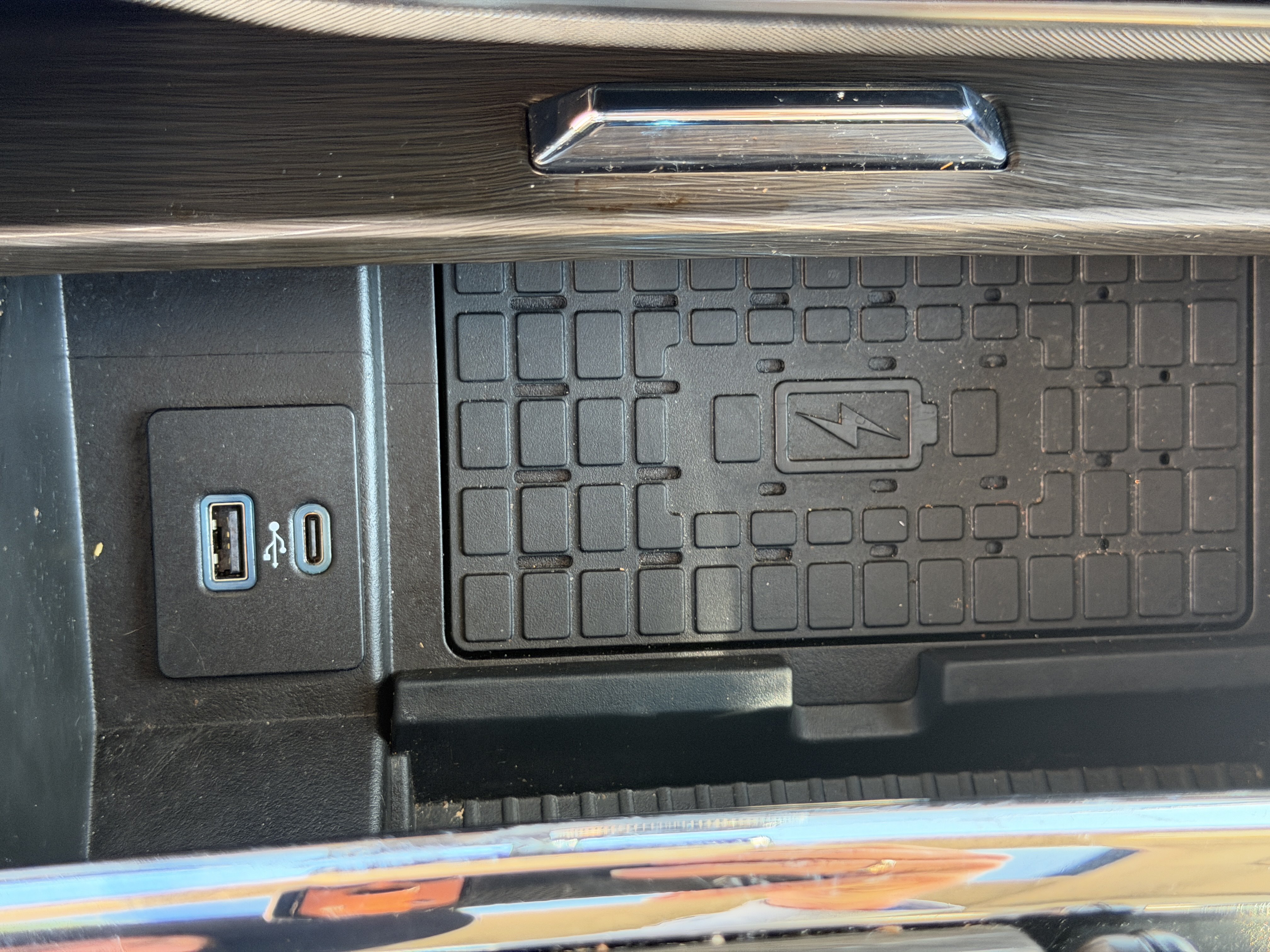 Used 2023 Ford Expedition Limited AWD/4WD image 24