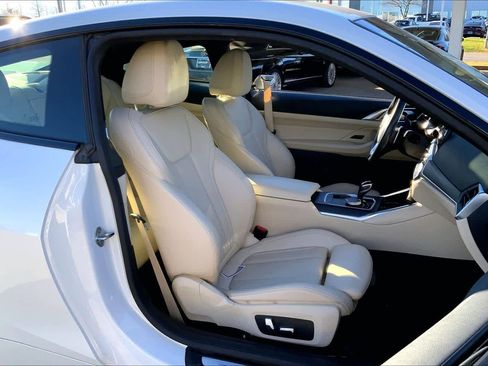 Used 2022 BMW 430i Coupe w/ Convenience Package image 8
