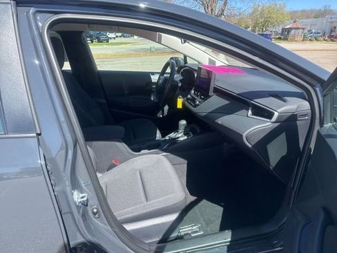 Used 2025 Toyota Corolla LE image 15