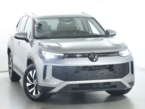 Certified 2026 Volkswagen Tiguan S FWD image 2