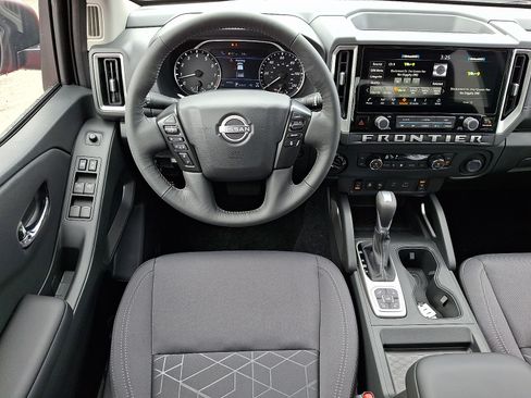 New 2026 Nissan Frontier SV w/ SV Convenience Package AWD/4WD image 8